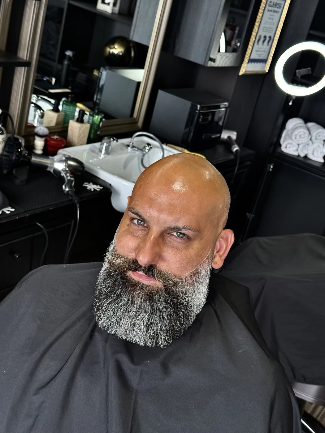 Barba curata e definita